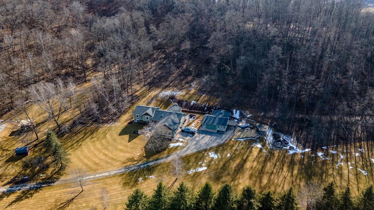 N6726 Freier Rd, Onalaska, WI 54636