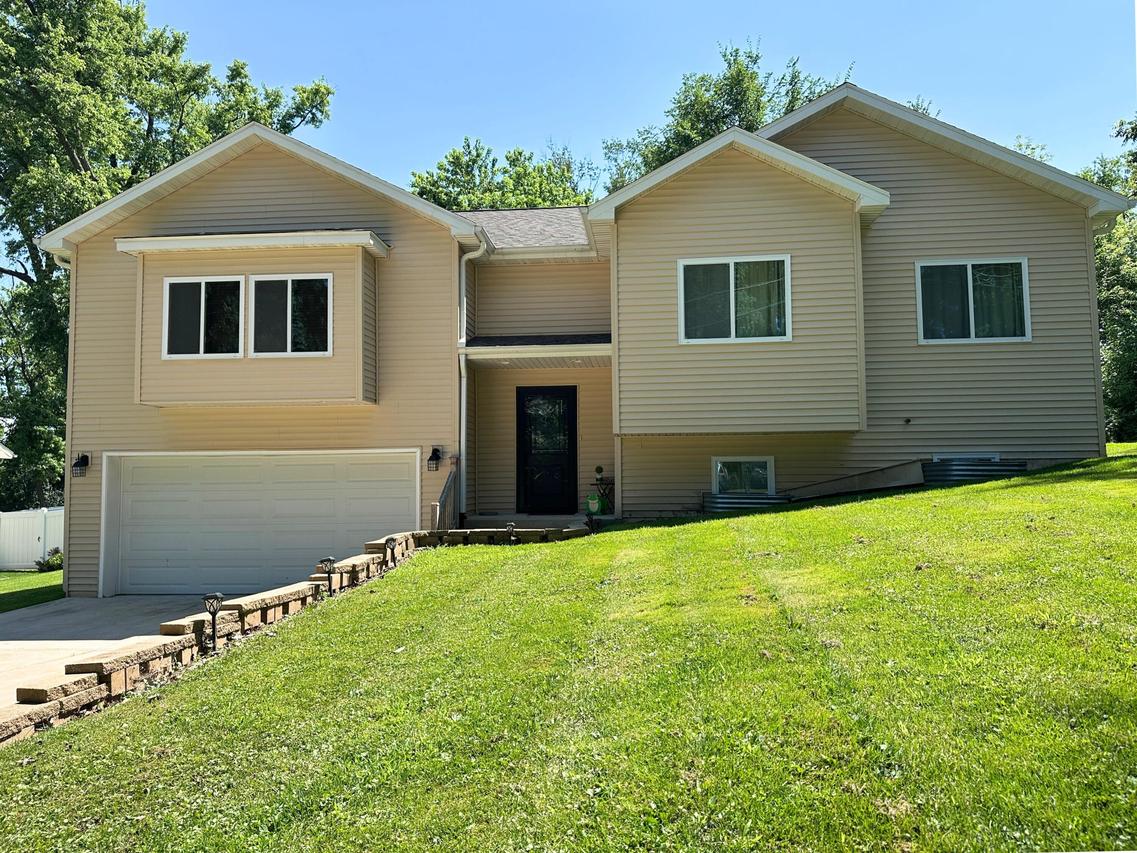 W3773 Alder Dr, Geneva, WI 53147