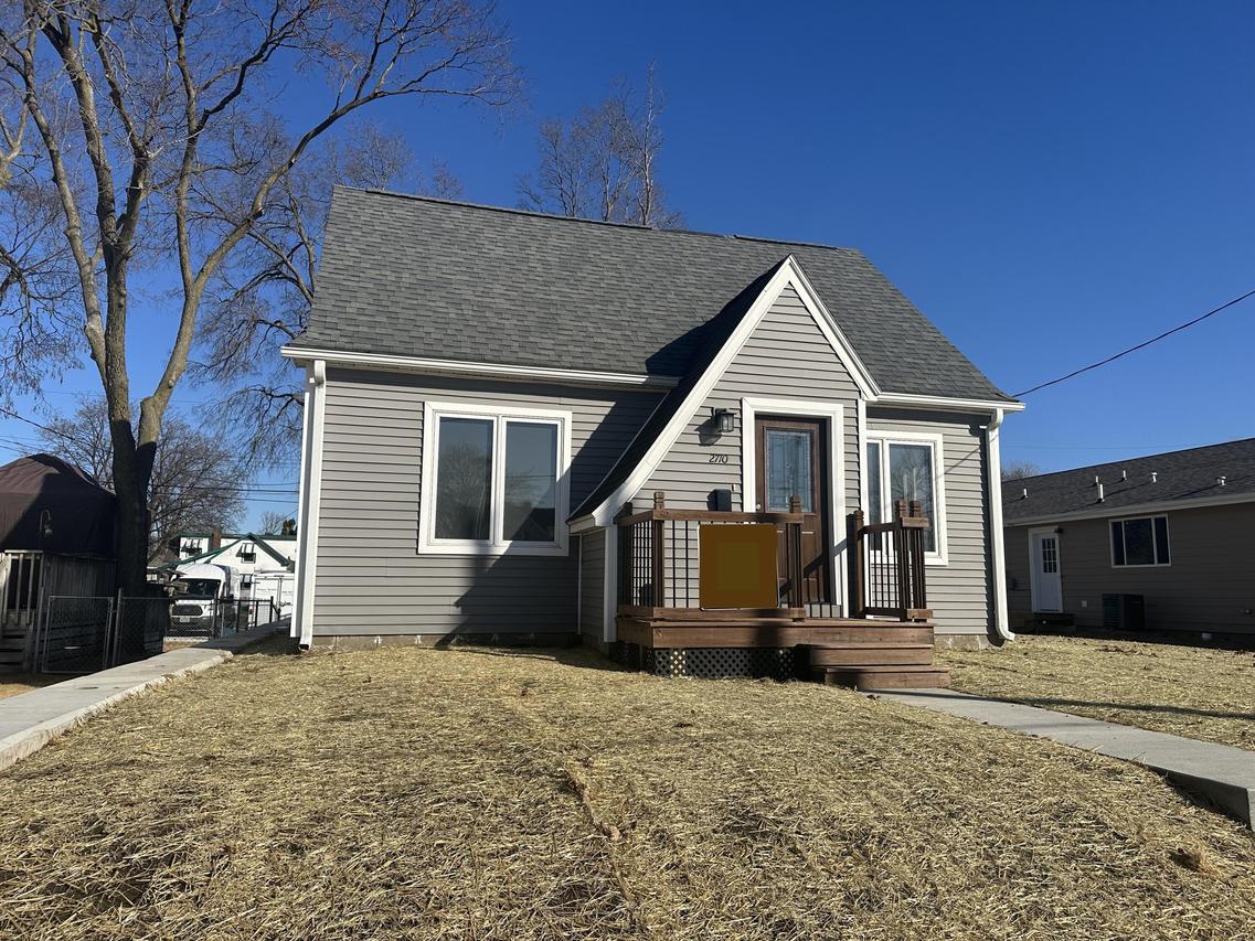 2710 Onalaska Ave, La Crosse, WI 54603