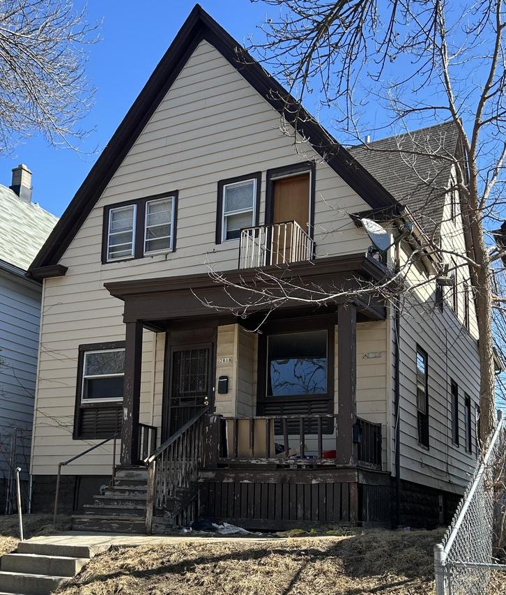 2818 N 33rd St #2818A, Milwaukee, WI 53210
