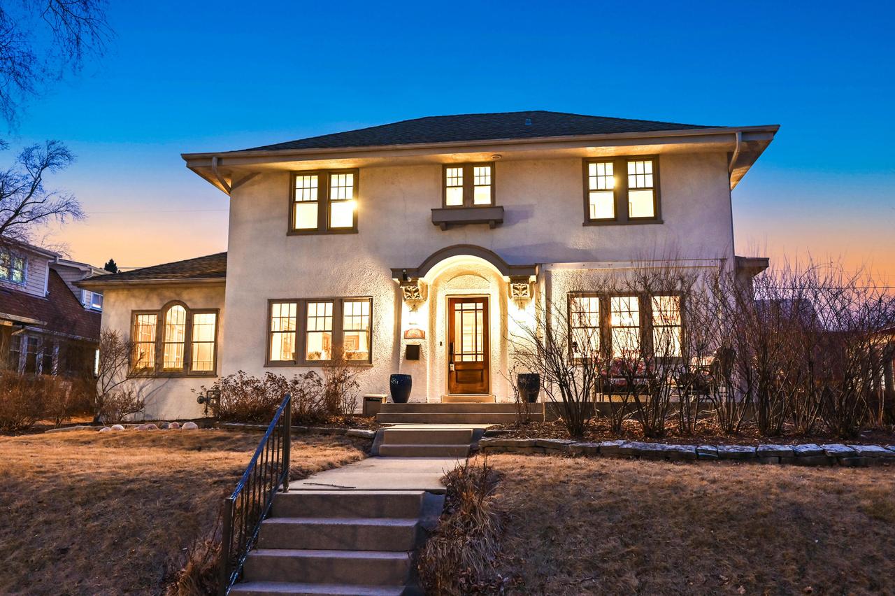 6428 Betsy Ross Pl, Wauwatosa, WI 53213