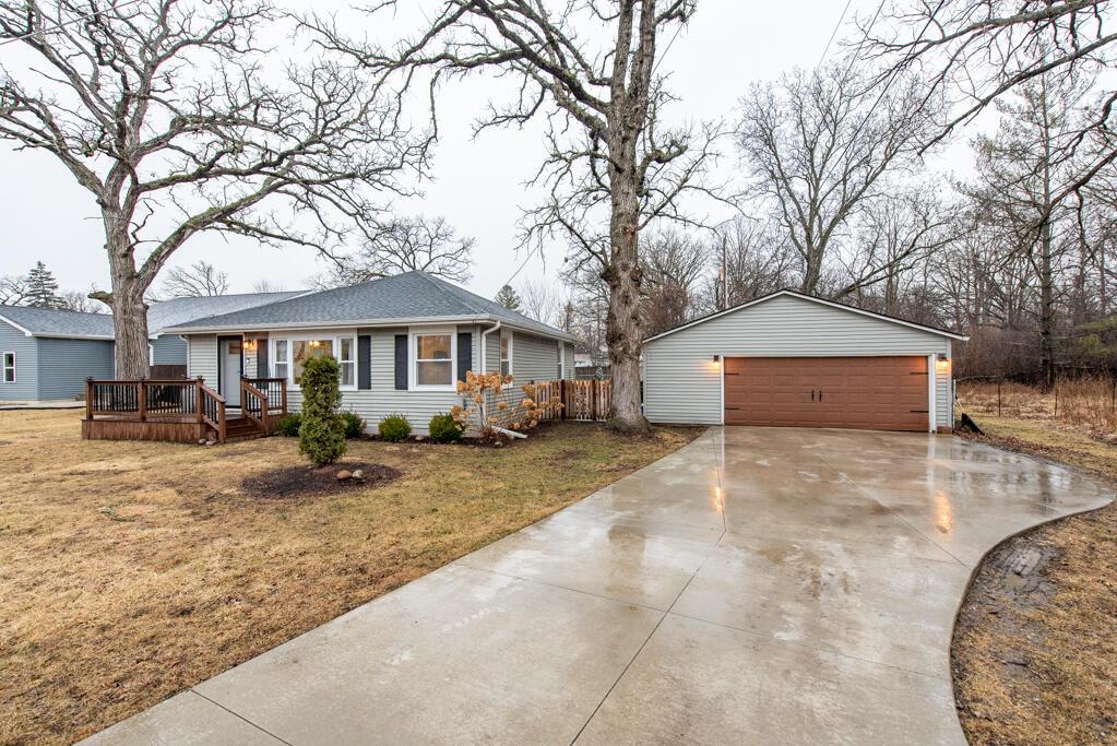 10544 286th Ave, Salem Lakes, WI 53179