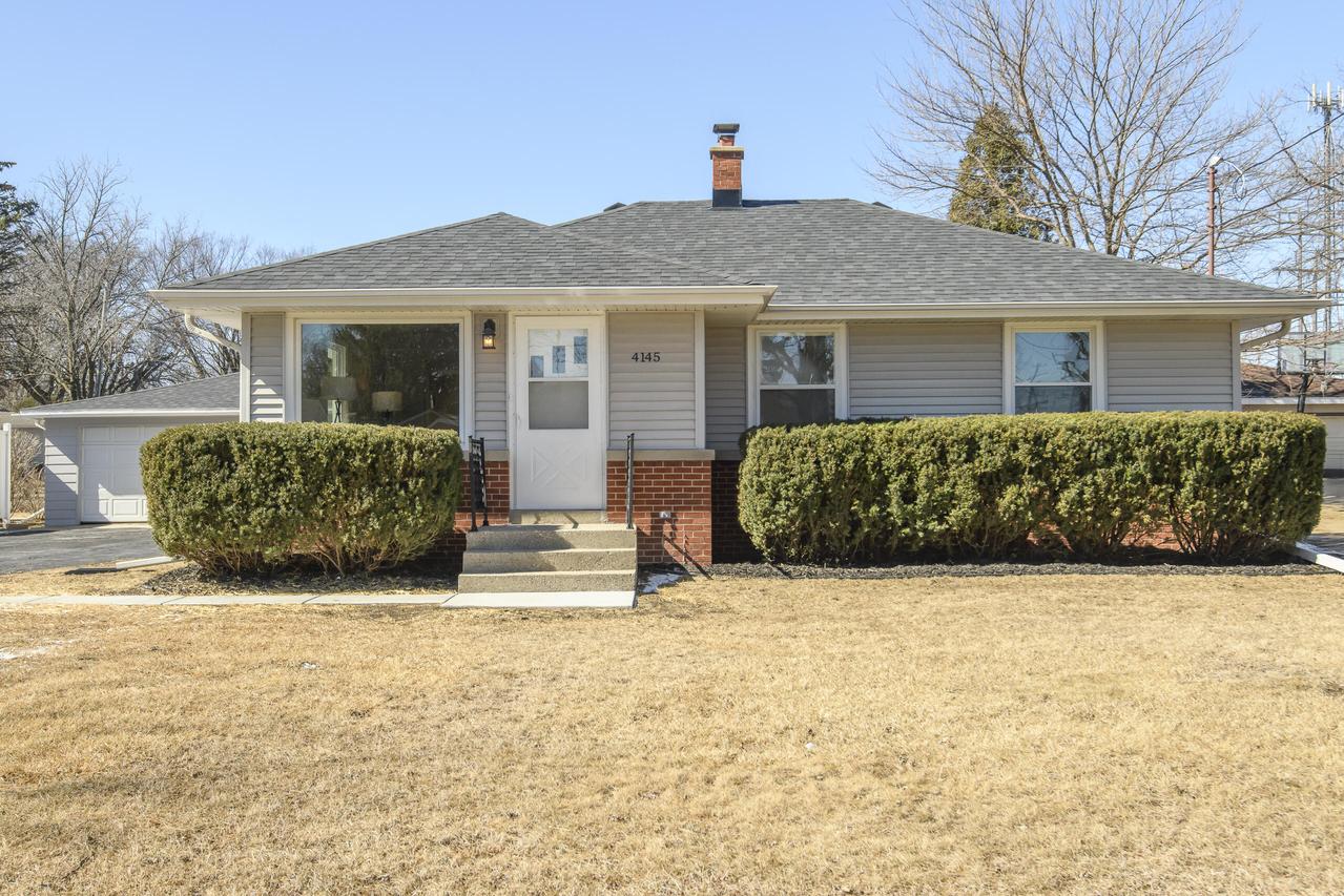 4145 S 68th St, Greenfield, WI 53220