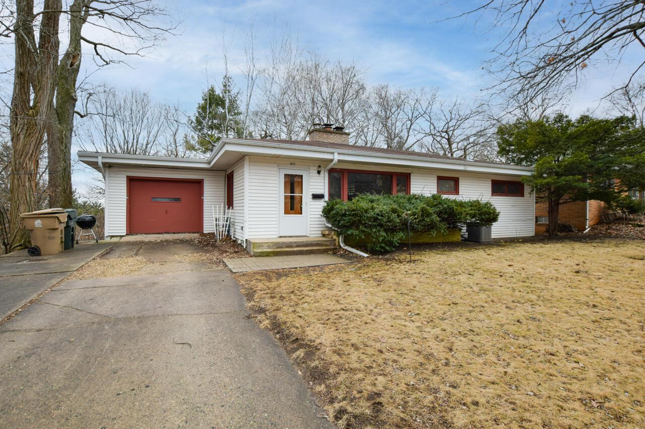 1417 Longview St, Madison, WI 53704