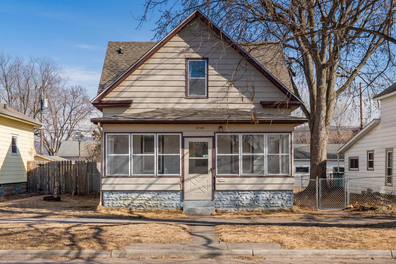 1716 Prospect St, La Crosse, WI 54603