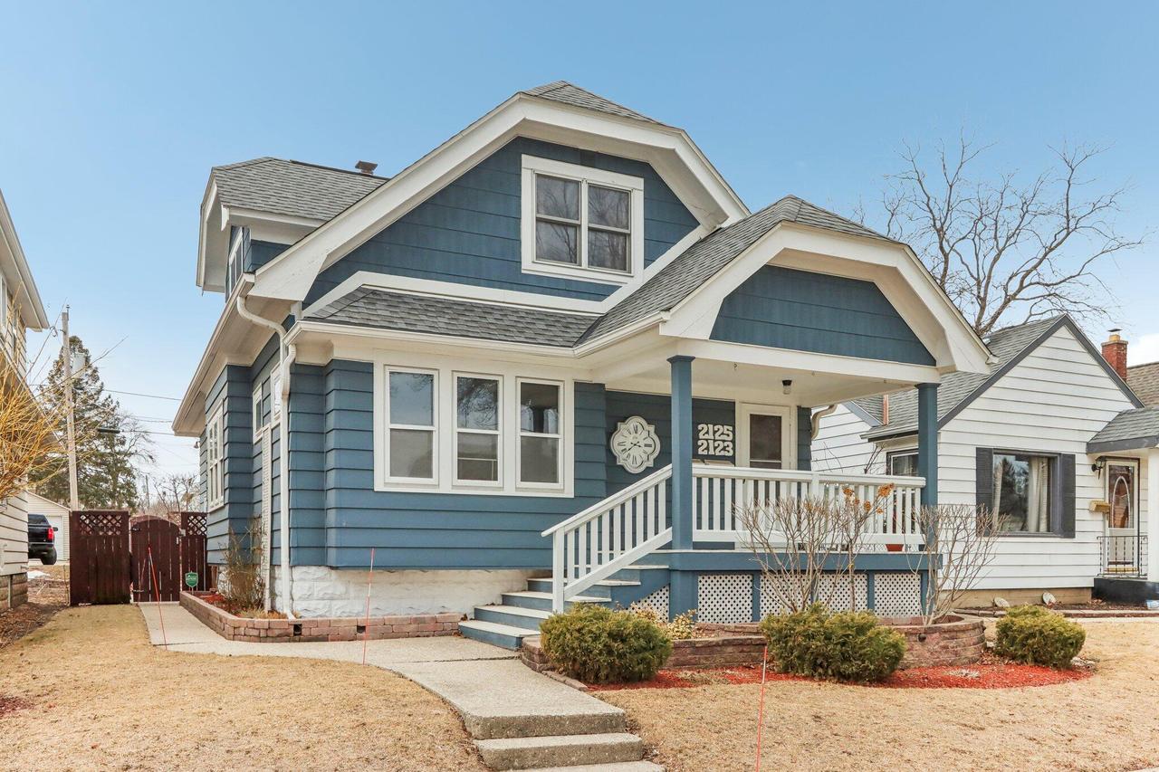 2123 S 61st St, West Allis, WI 53219