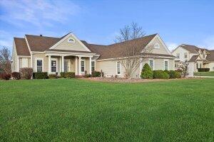 2275 Brookside Dr, Jackson, WI 53037