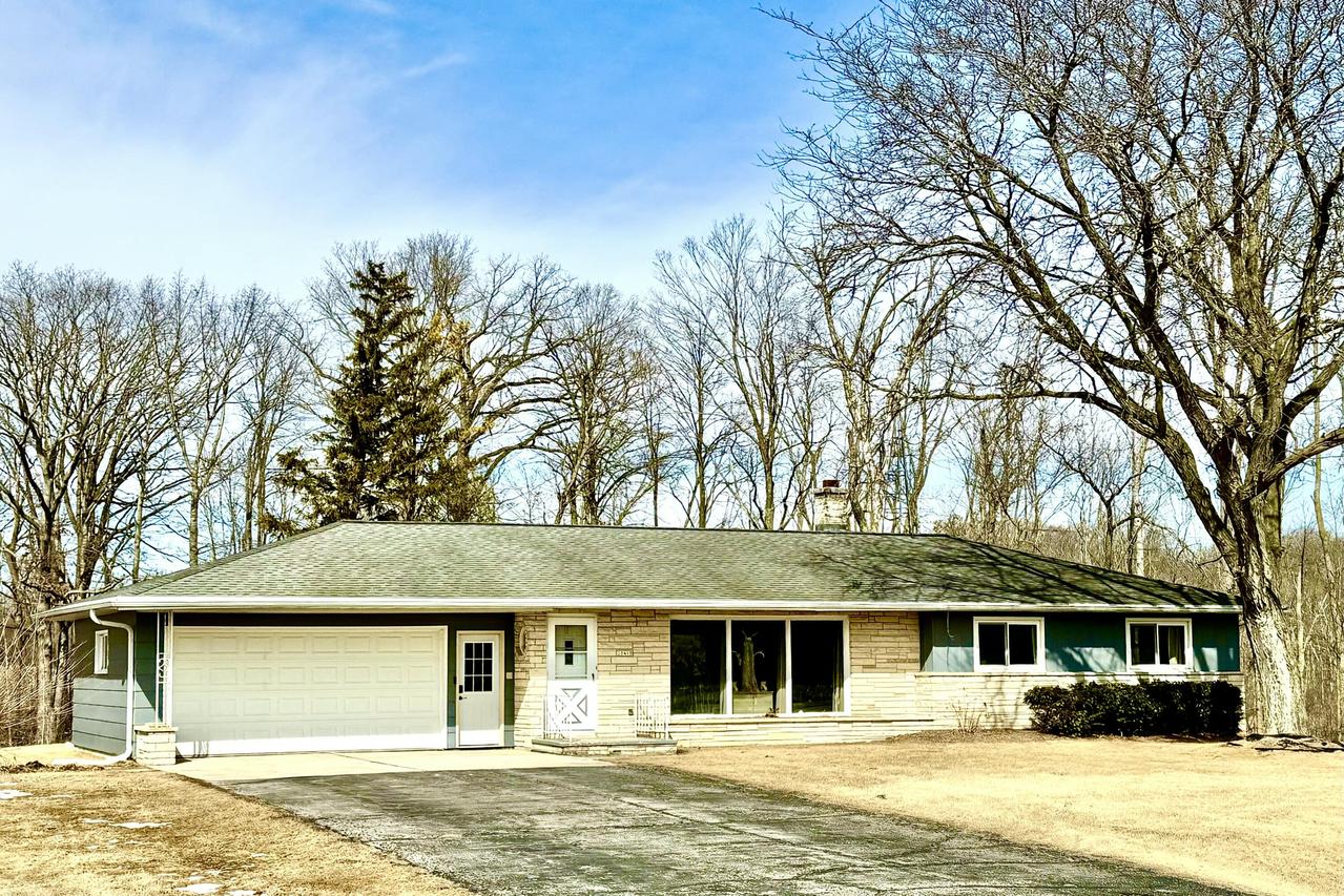 20410 County Highway Xx -, Schleswig, WI 53042