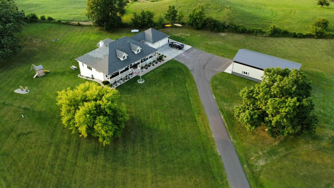 N8373 Hillburn Mill, East Troy, WI 53120