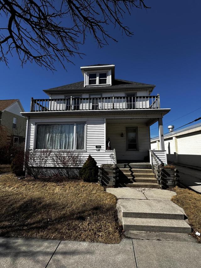 718 S 14th St, Sheboygan, WI 53081
