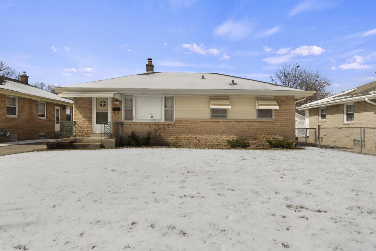 5811 N 80th St, Milwaukee, WI 53218