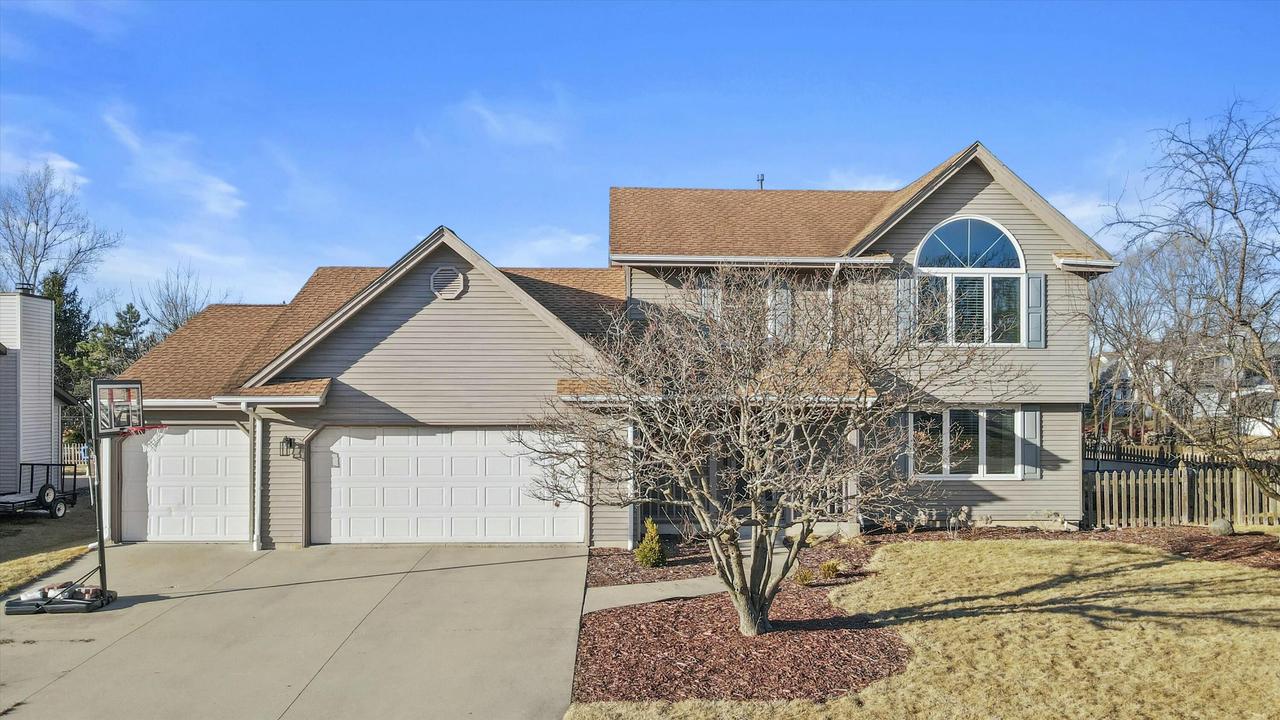 9104 Morgan Ct, Caledonia, WI 53126
