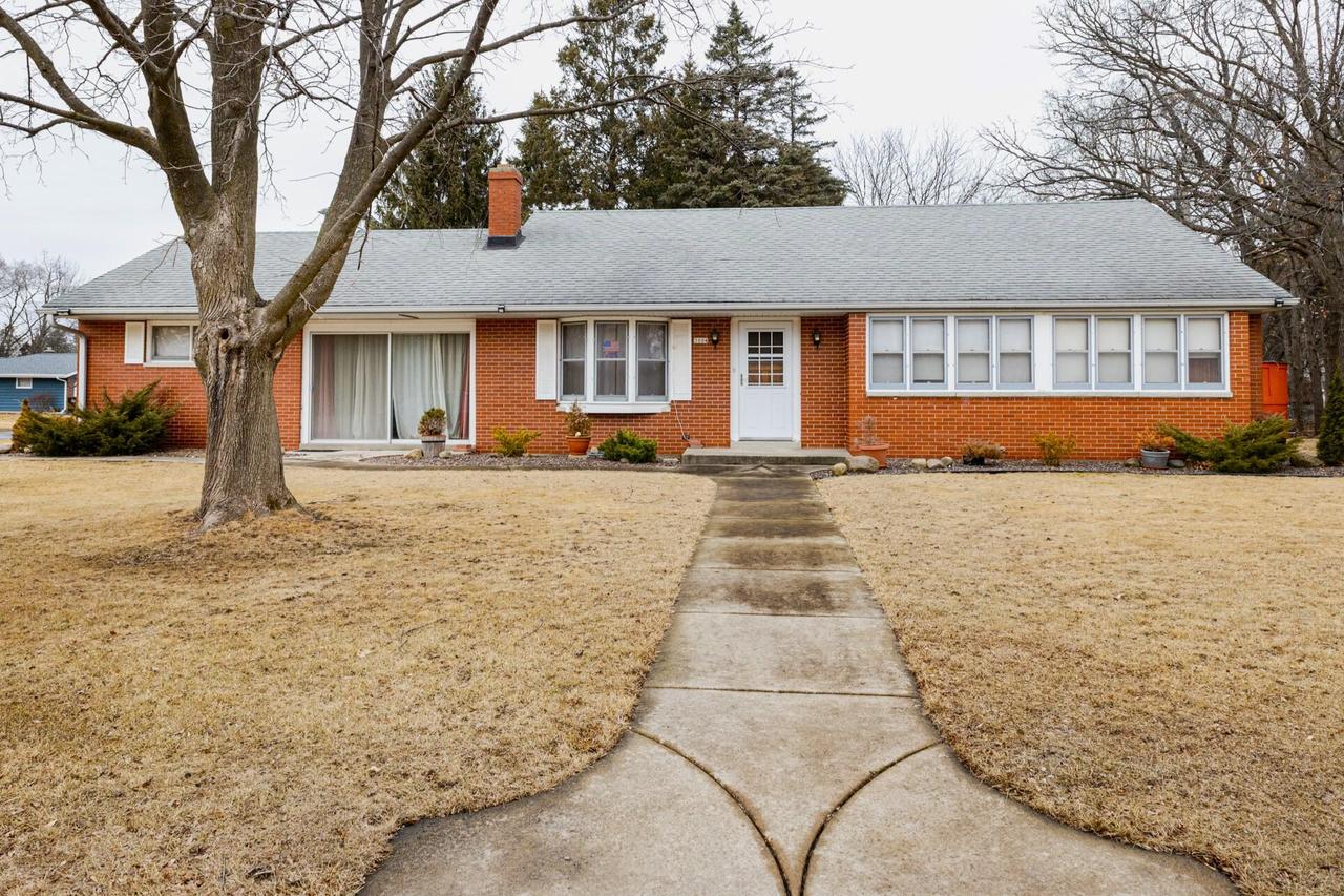 3004 Elm St, East Troy, WI 53120