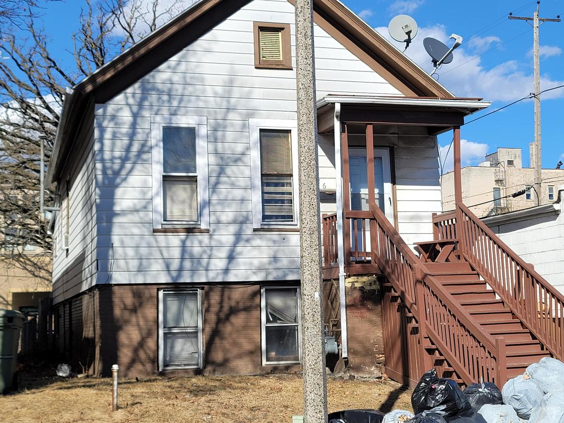 1026 W Maple St, Milwaukee, WI 53204