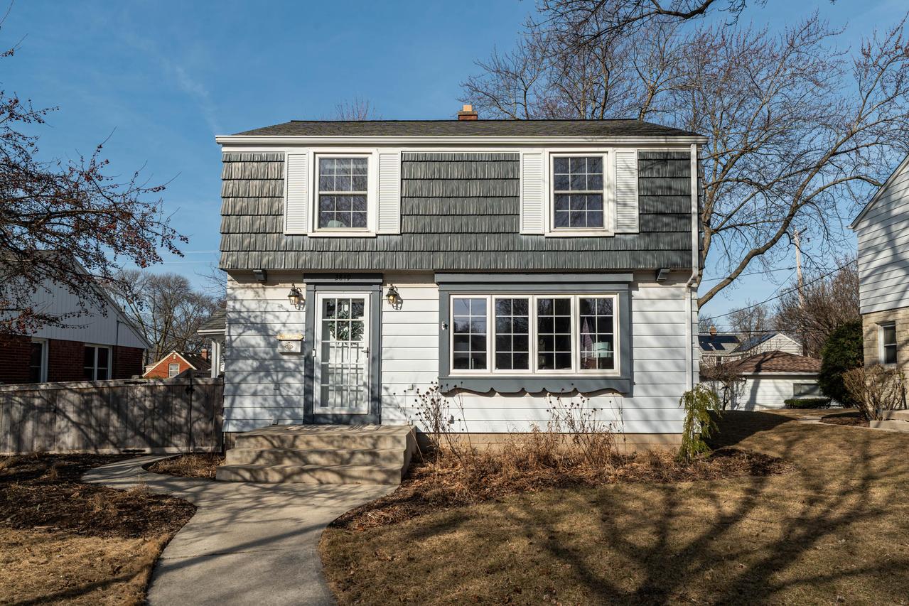 2849 N 90th St, Milwaukee, WI 53222