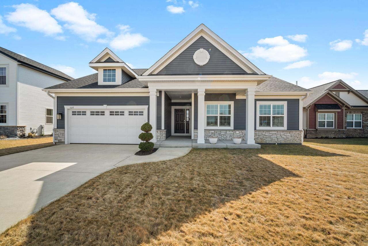 1127 Ellis Ave, Caledonia, WI 53402