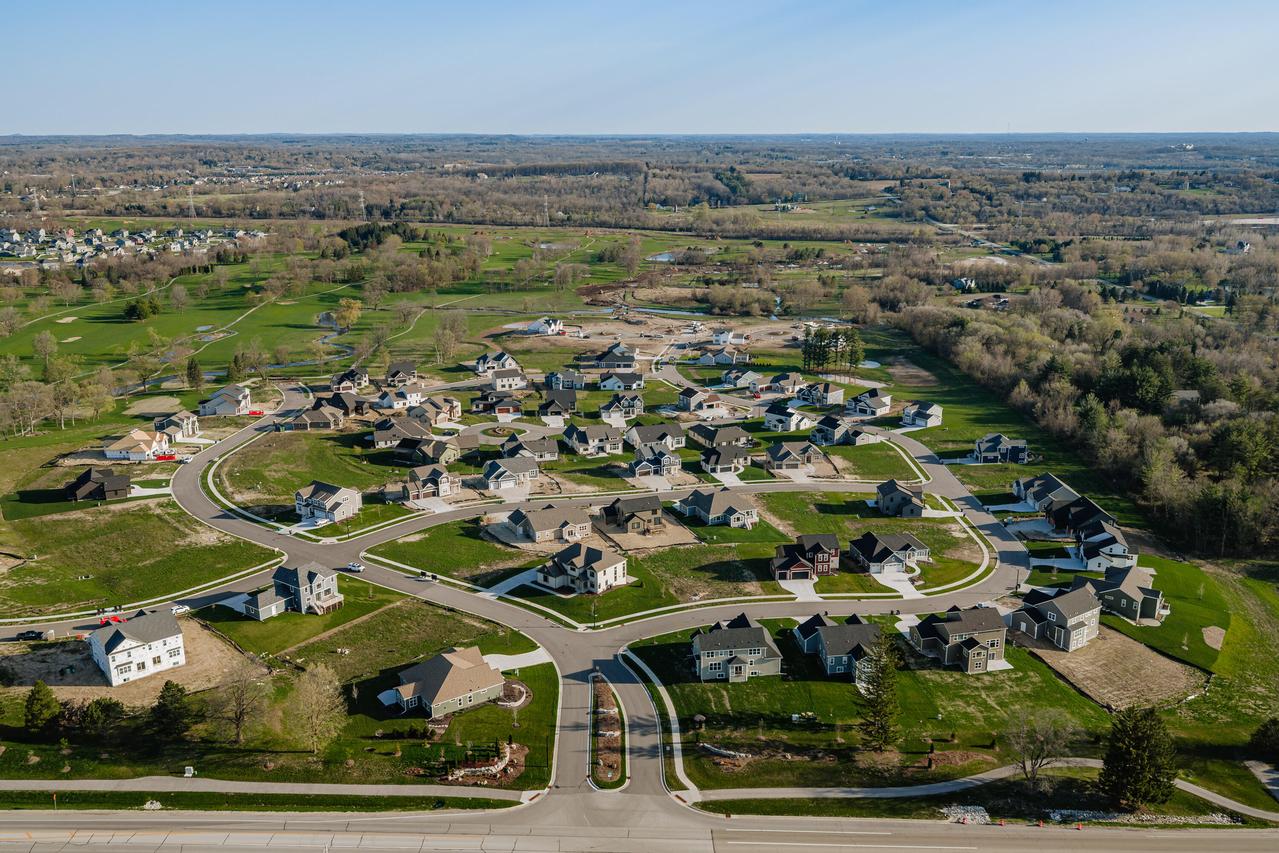 Lt118 Berwick Ct, Menomonee Falls, WI 53051