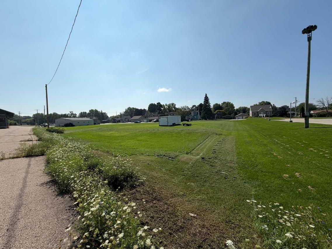 210 Ellison St, Horicon, WI 53032
