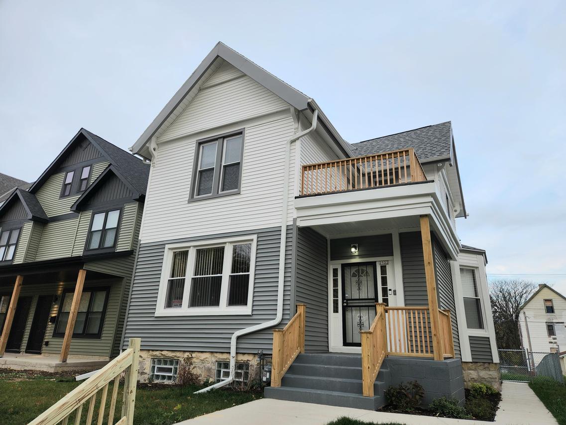 2522 N Dr William Finlayson St, Milwaukee, WI 53212