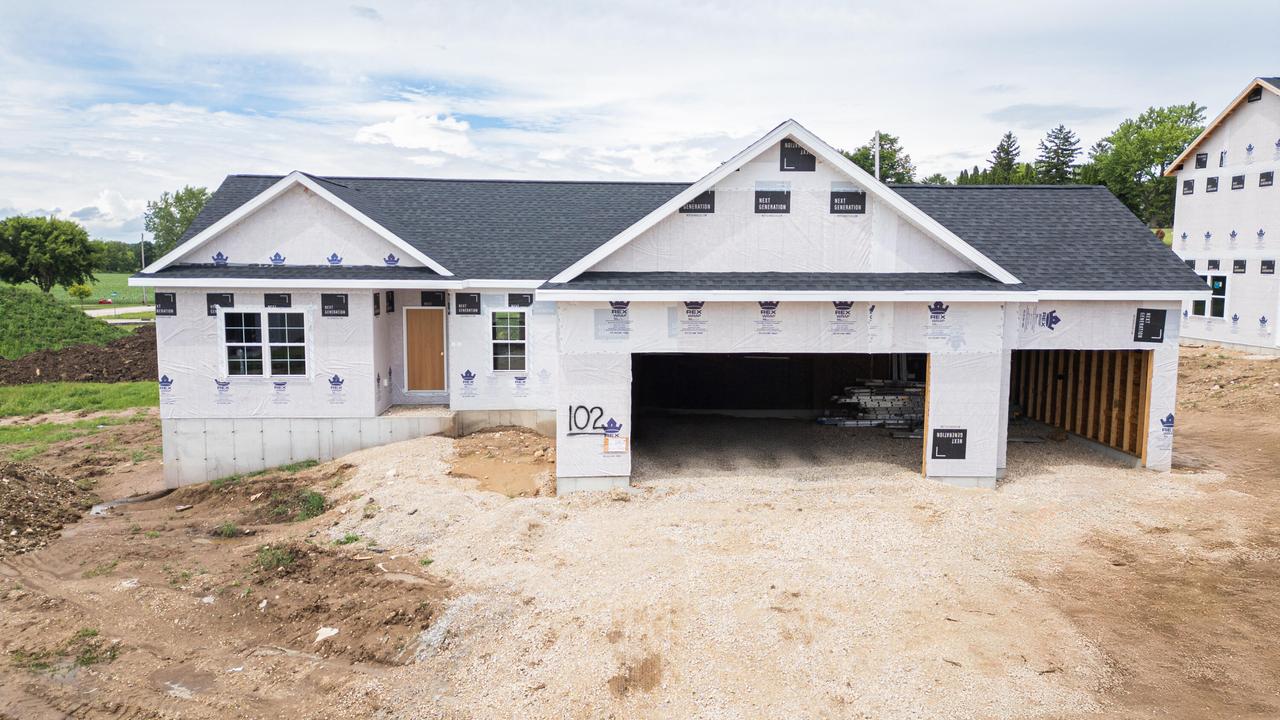 102 Chestnut Ct, Theresa, WI 53091