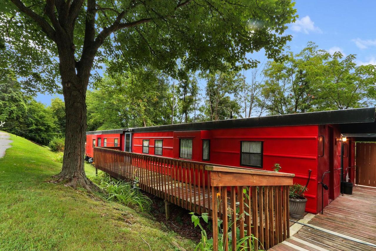 301 E Townline Rd #H, Lake Geneva, WI 53147