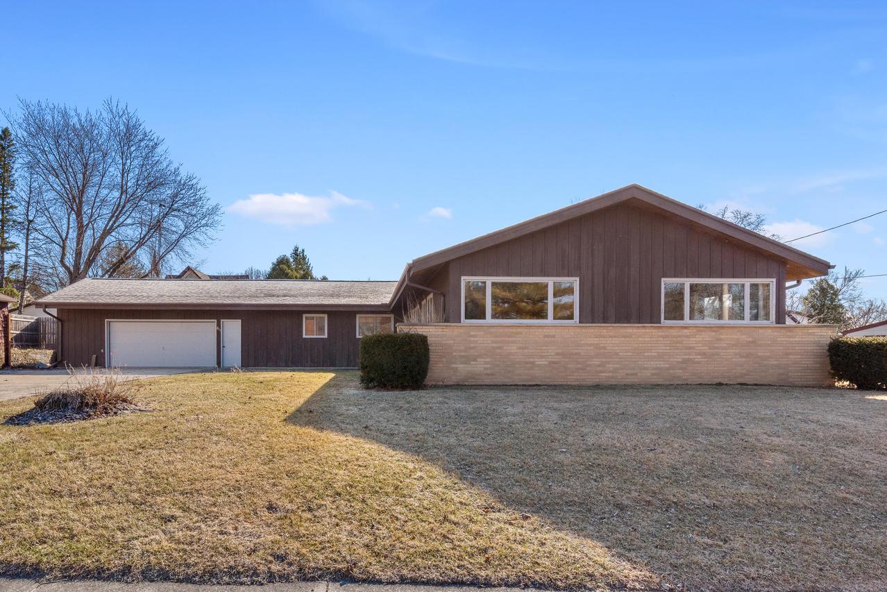 317 Church St, Theresa, WI 53091