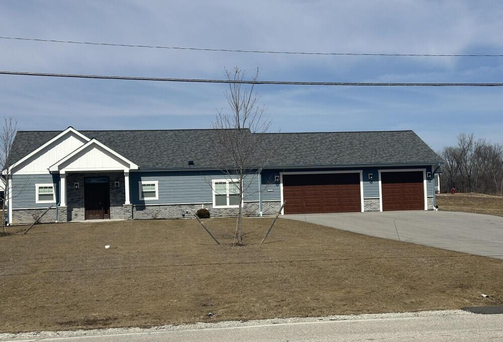 11960 W Edgerton Ave, Hales Corners, WI 53130
