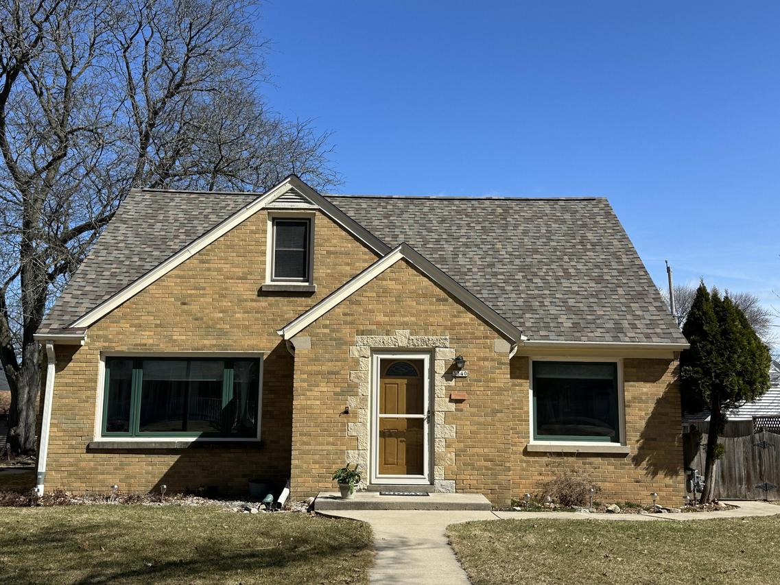 3340 W Poe St, Milwaukee, WI 53215