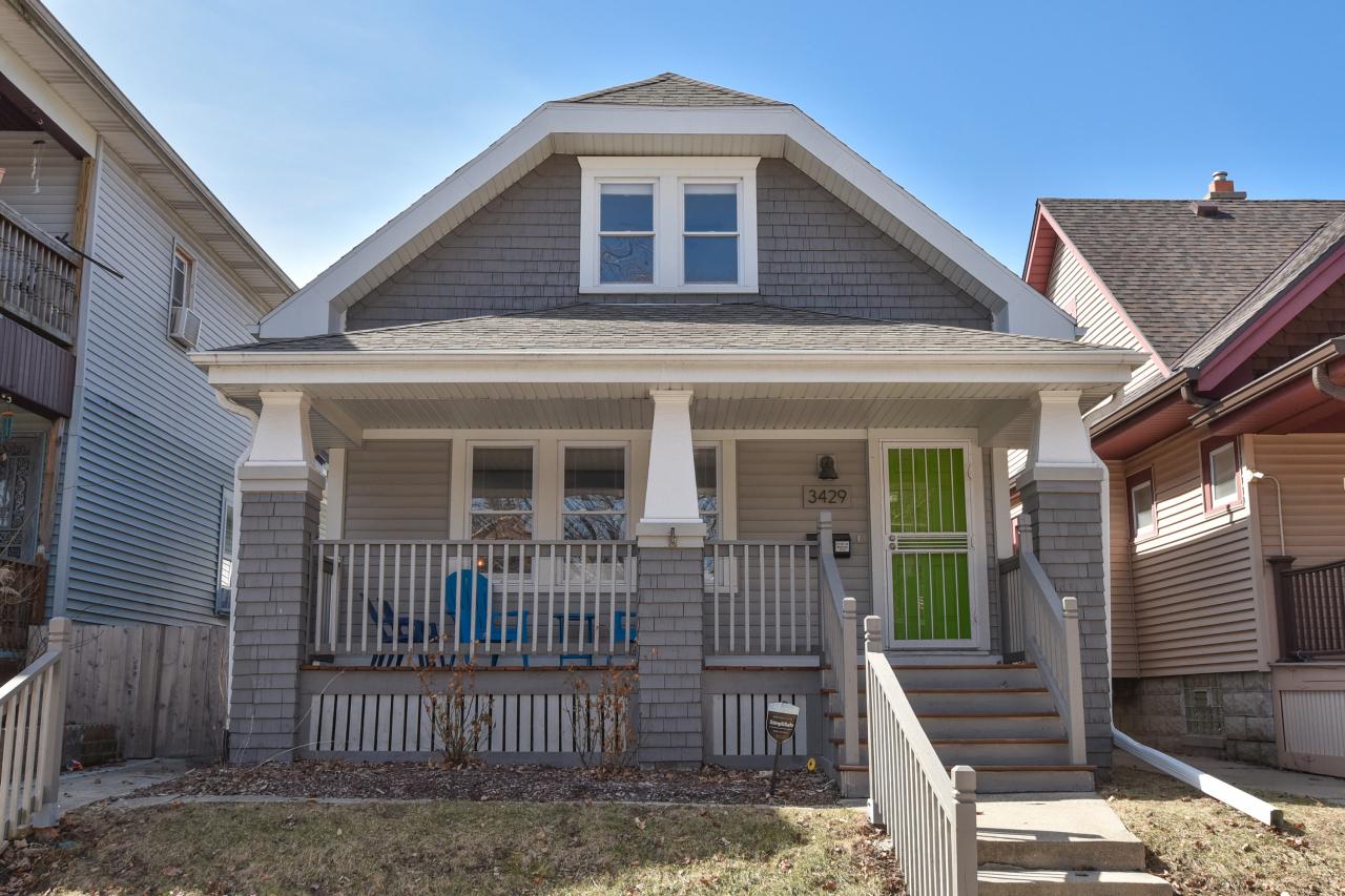 3429 N Fratney St, Milwaukee, WI 53212