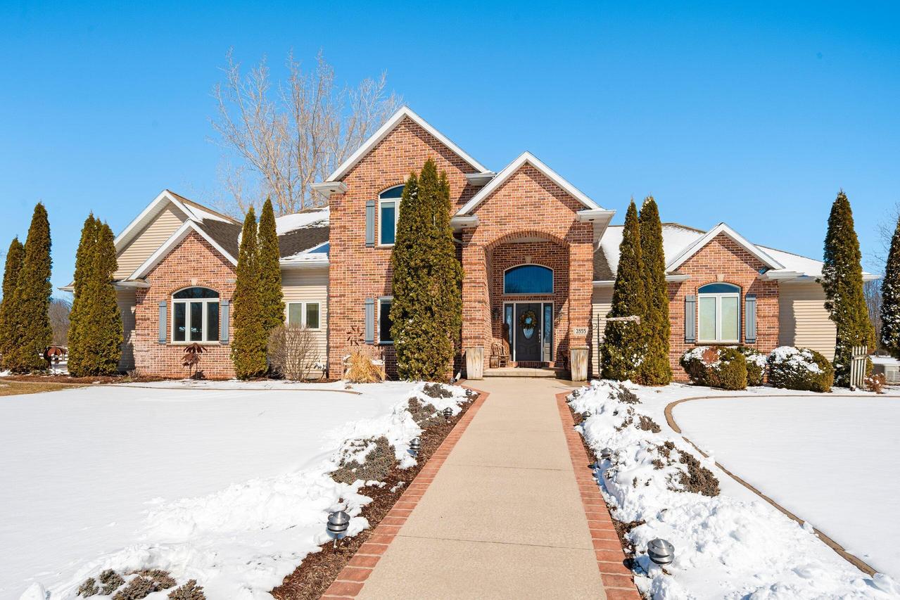 2855 Augusta Way, Manitowoc Rapids, WI 54230