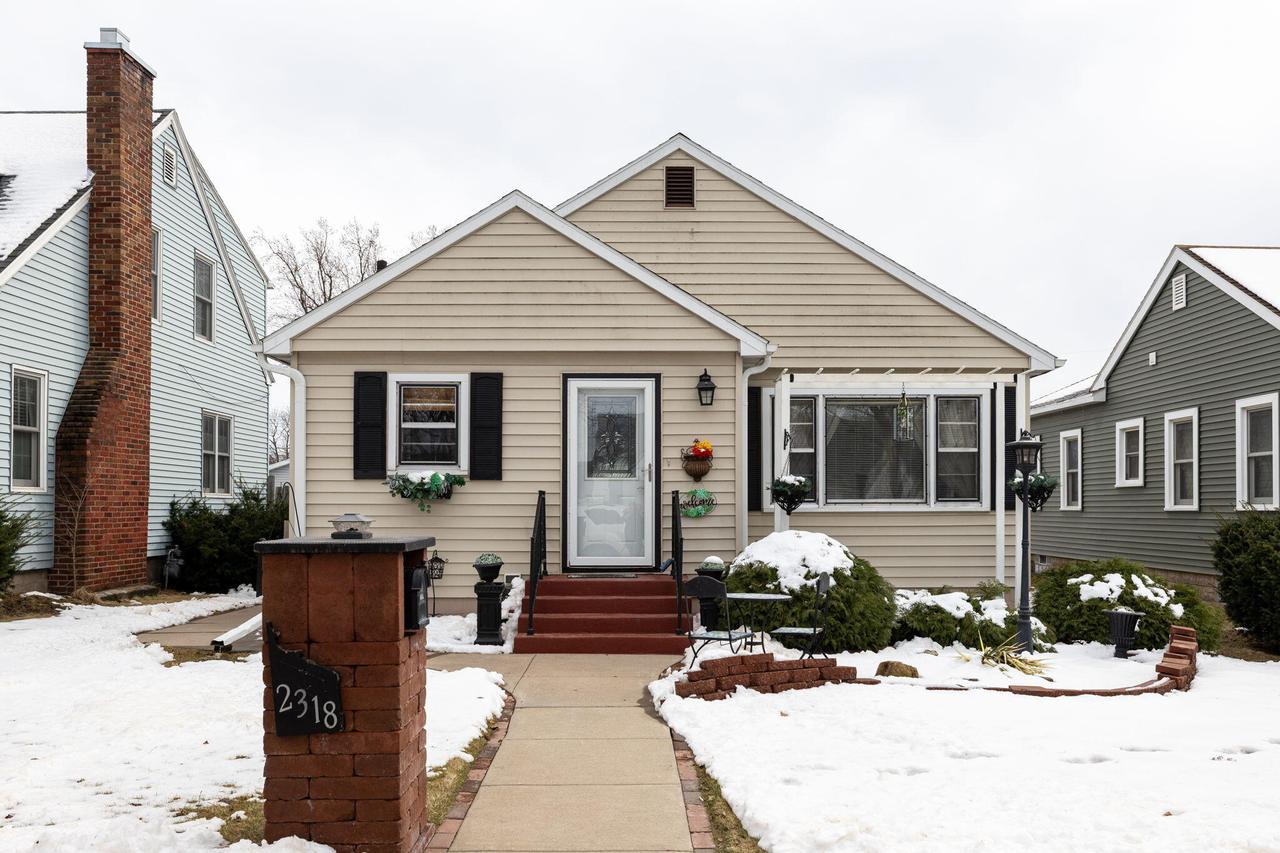 2318 Mississippi St, La Crosse, WI 54601