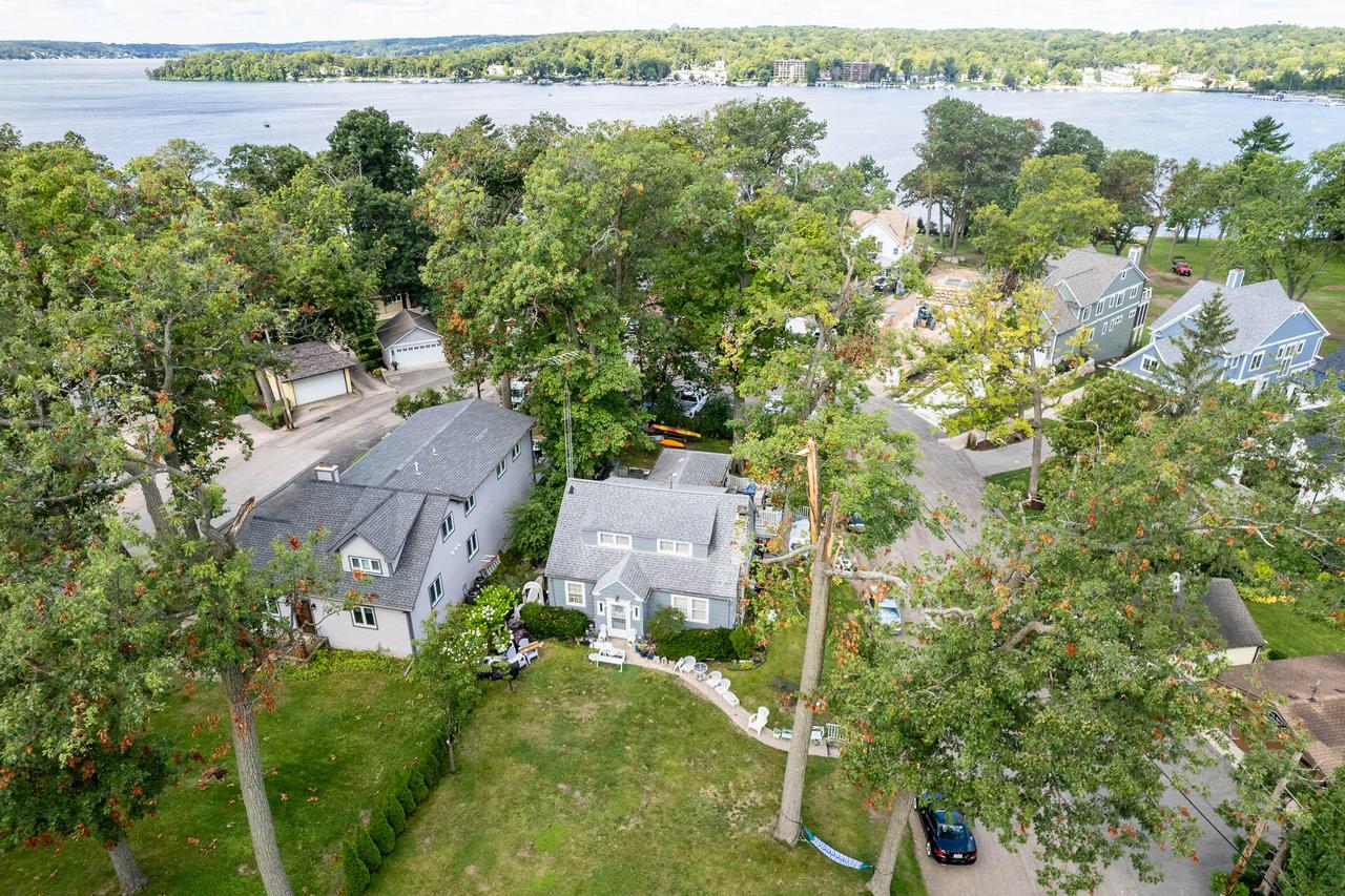 34 Cedar Point, Williams Bay, WI 53191