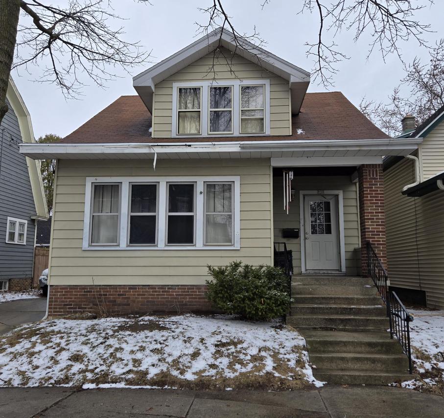 930 Logan Ave, Sheboygan, WI 53083