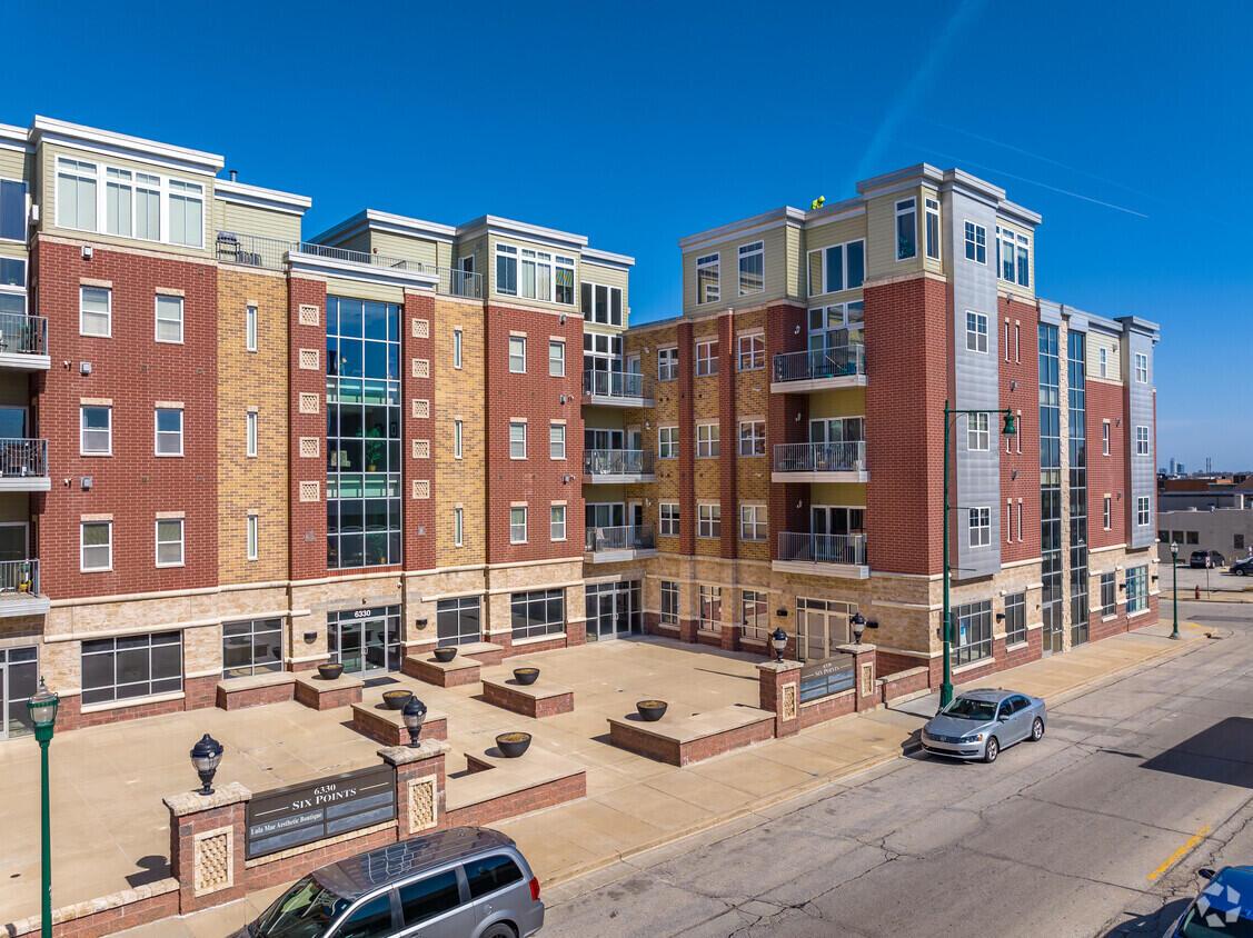 6330 W Greenfield Ave #101, West Allis, WI 53214