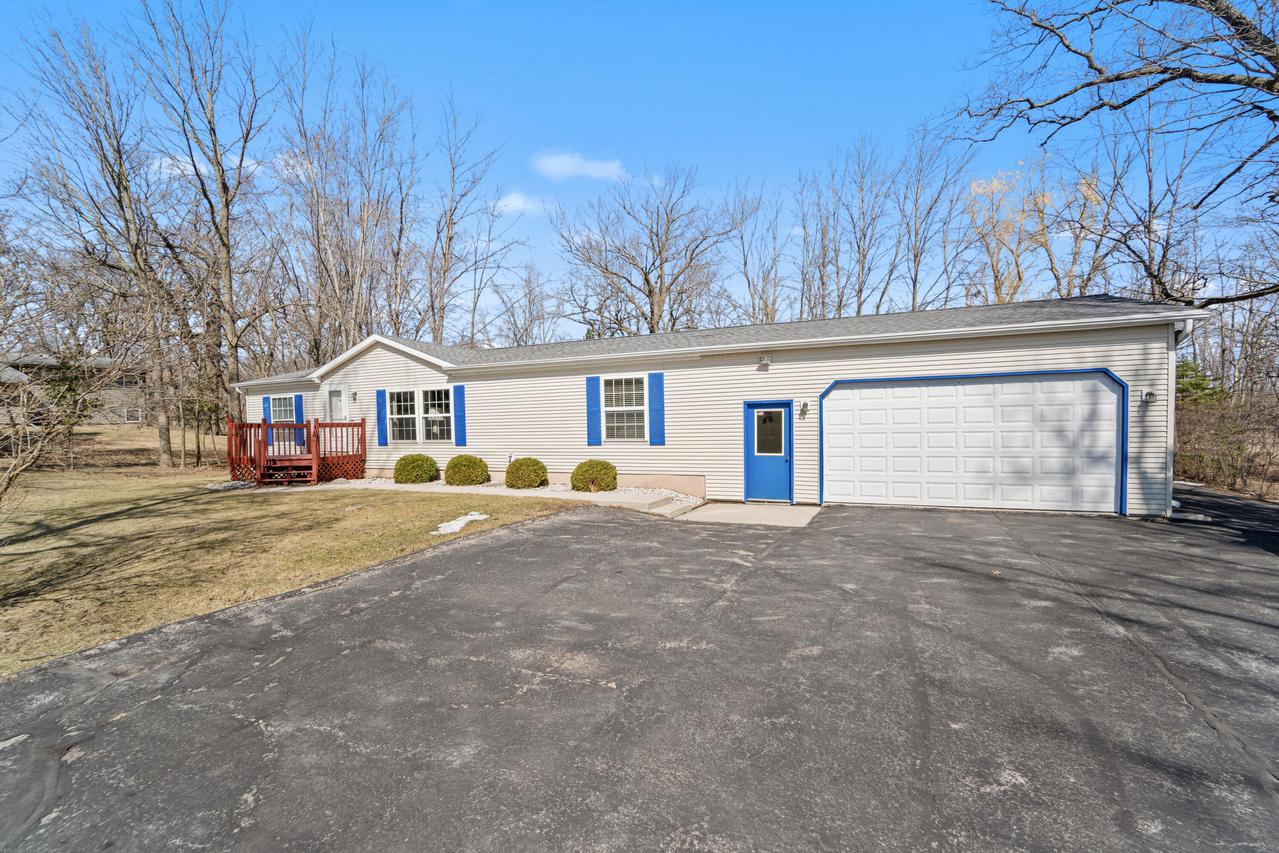 W2911 Walnut Rd, Empire, WI 54937