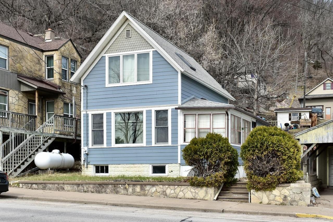 156 N N Shore, Fountain City, WI 54629