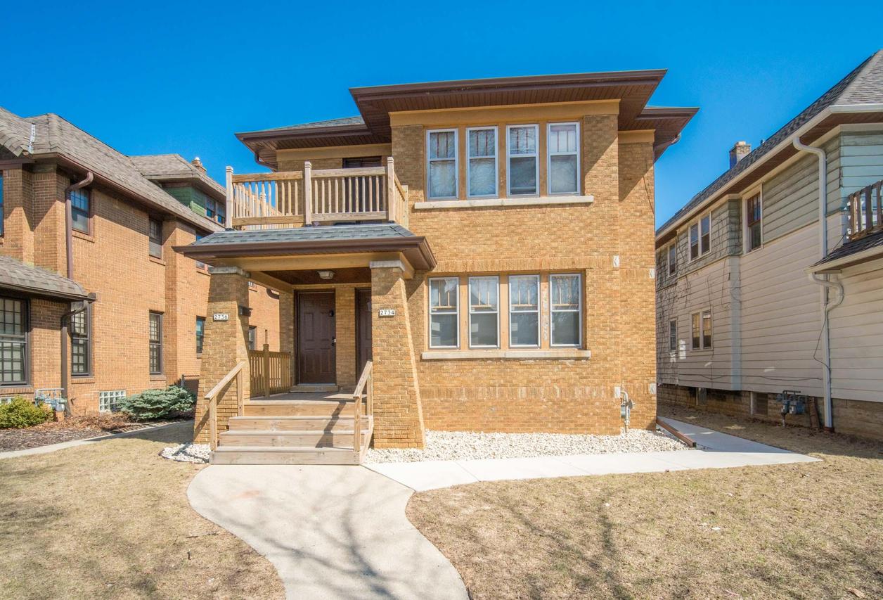 2734 N 54th St #2736, Milwaukee, WI 53210