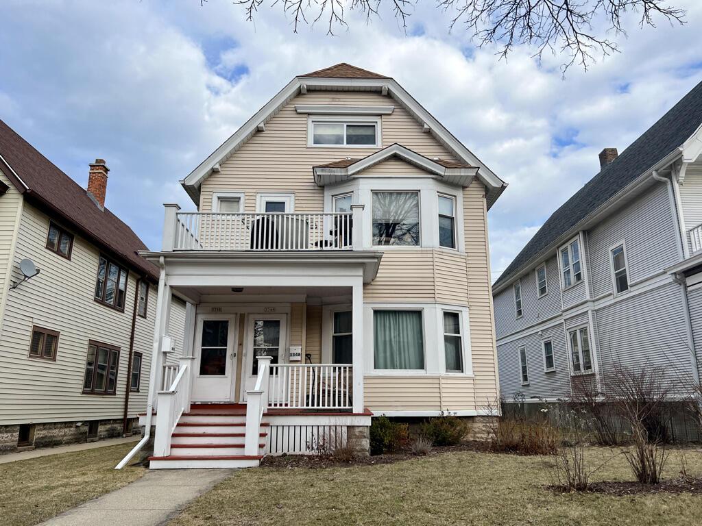 3348 N Oakland Ave #3350, Milwaukee, WI 53211