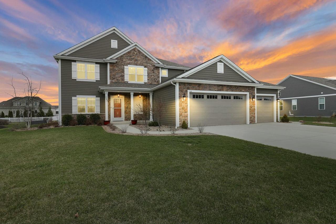 740 20th Ave, Somers, WI 53140