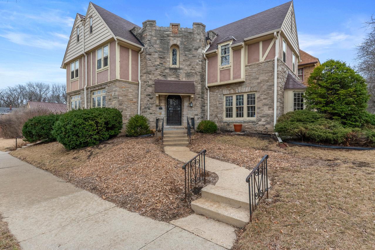 2578 N Sherman Blvd, Milwaukee, WI 53210