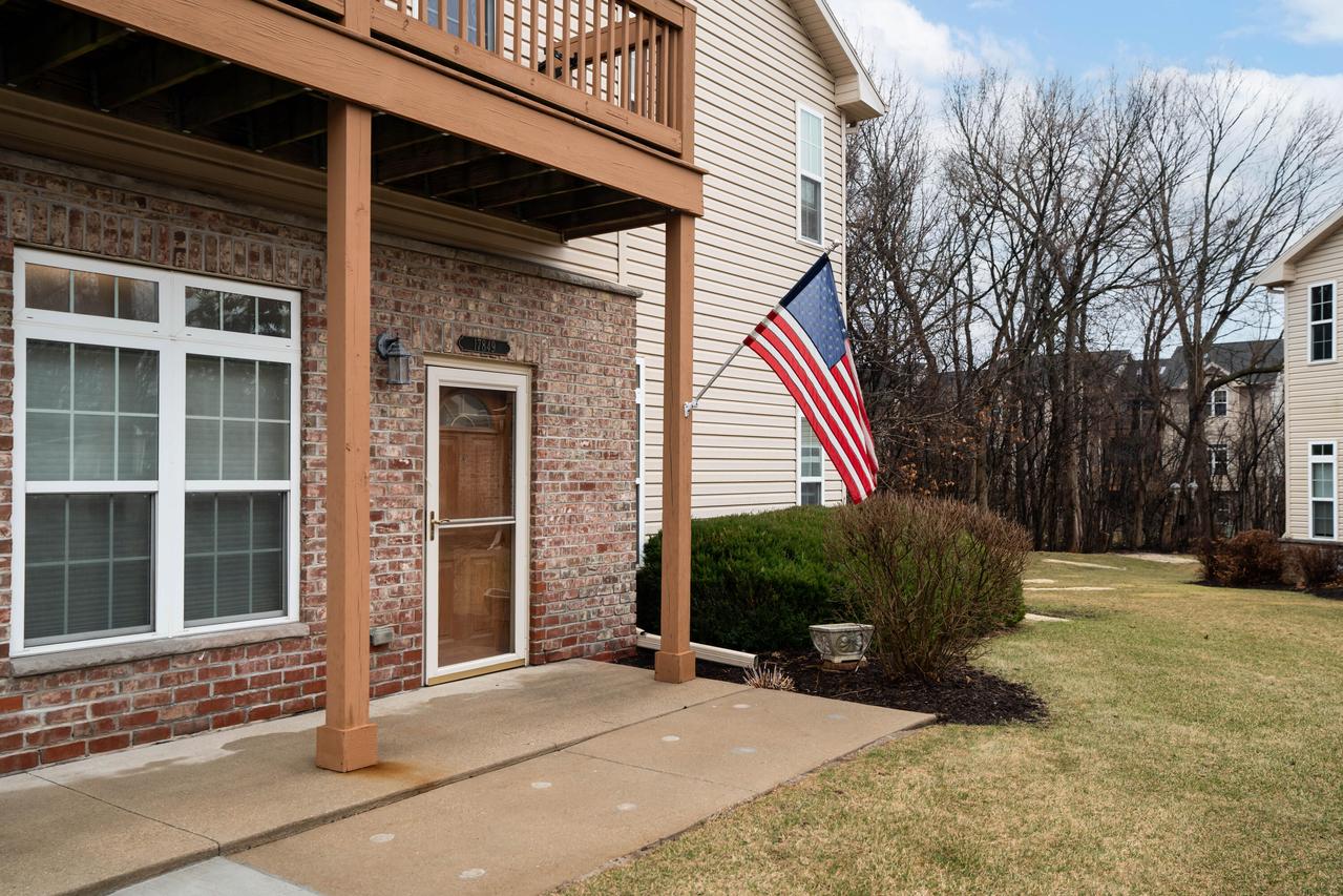 17849 W Radam Dr, New Berlin, WI 53146