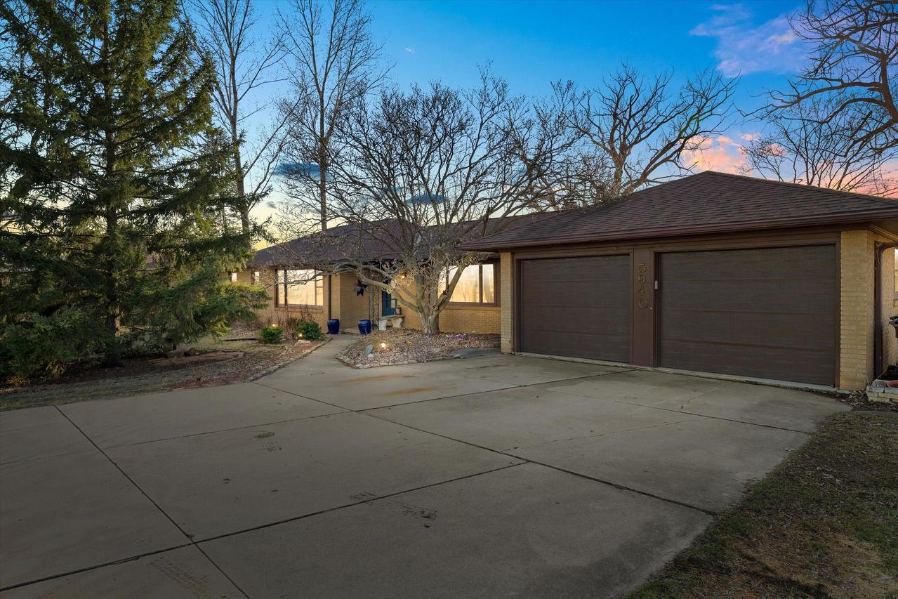 5940 County Highway V -, Caledonia, WI 53108