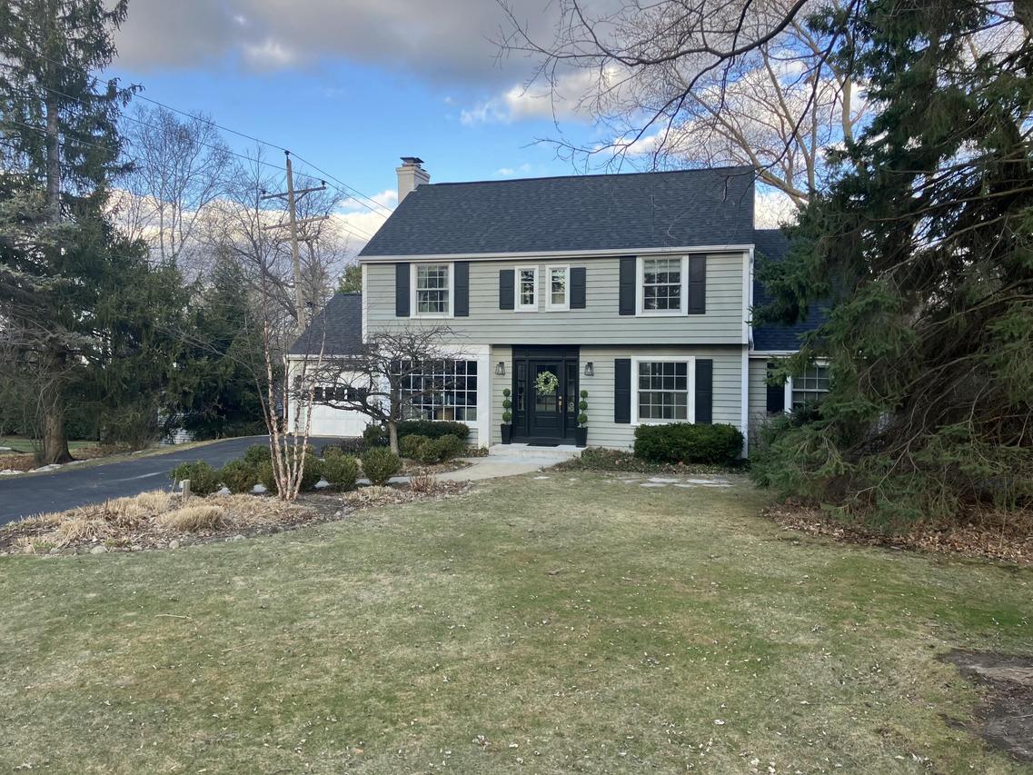 630 Hi View, Elm Grove, WI 53122