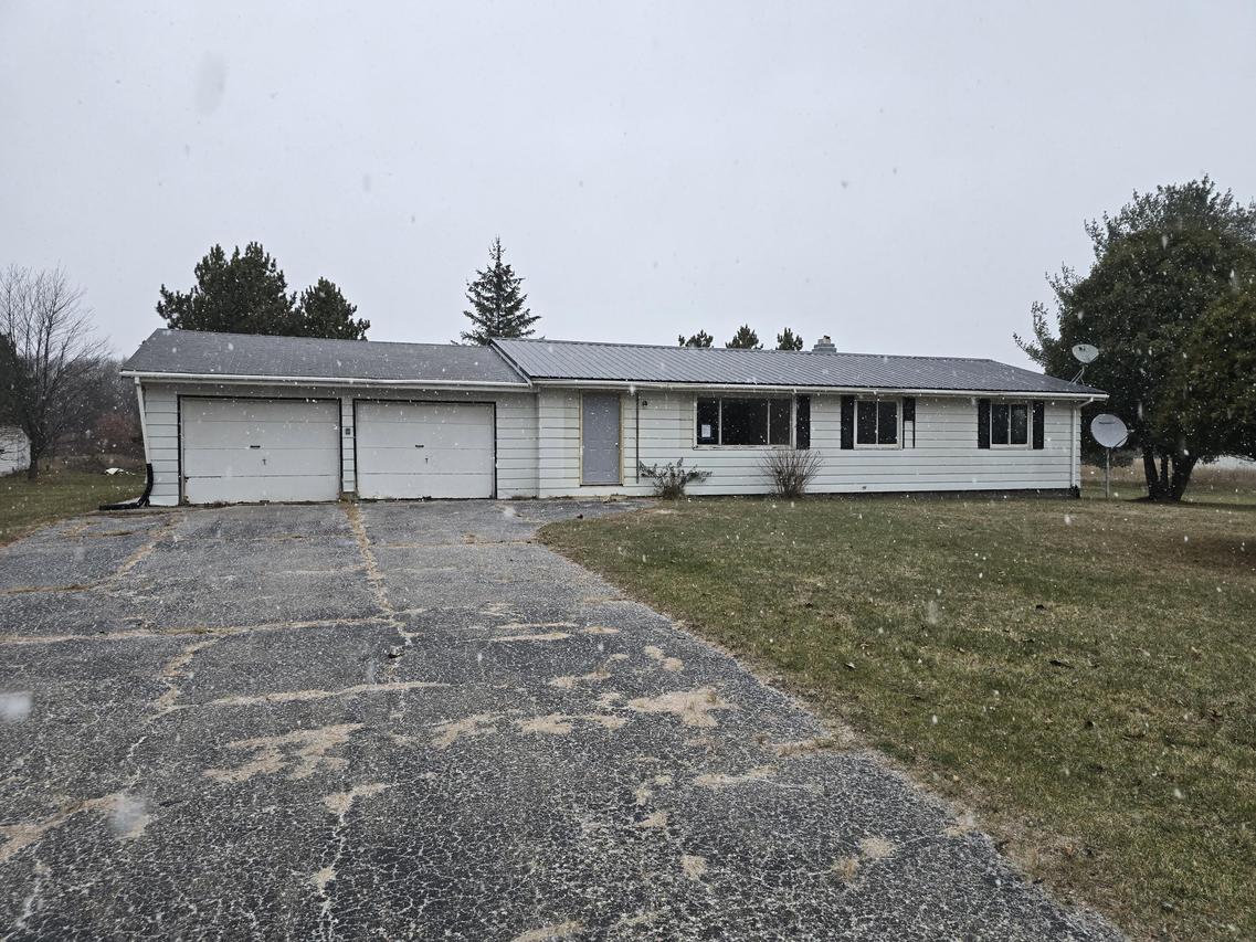31344 Fresno Ave, Byron, WI 54660