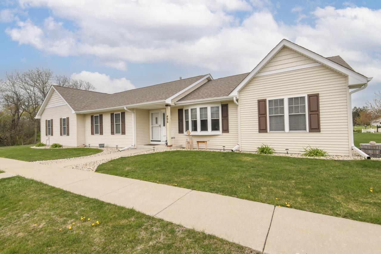 496 Tributary Ln, Burlington, WI 53105
