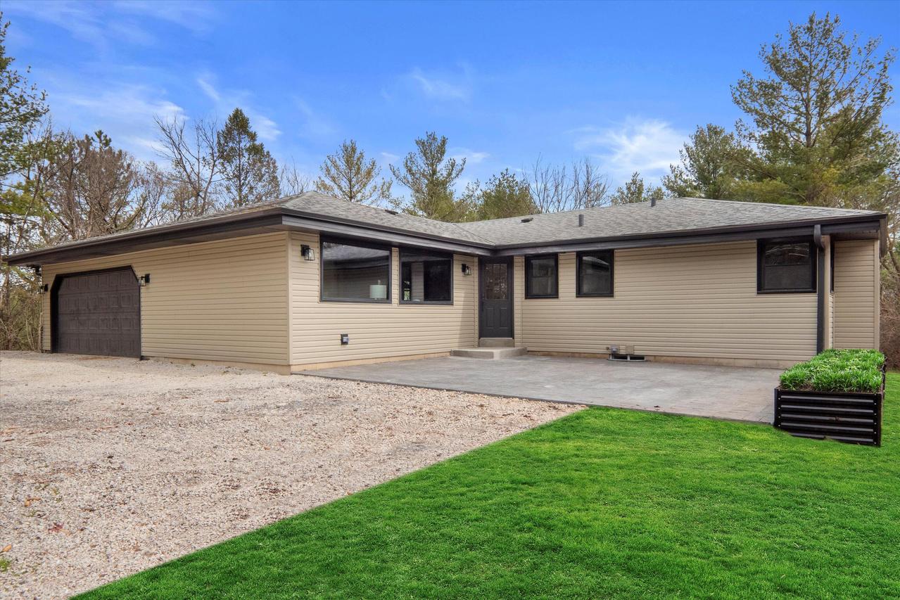 W304S6768 County Road I -, Mukwonago, WI 53149