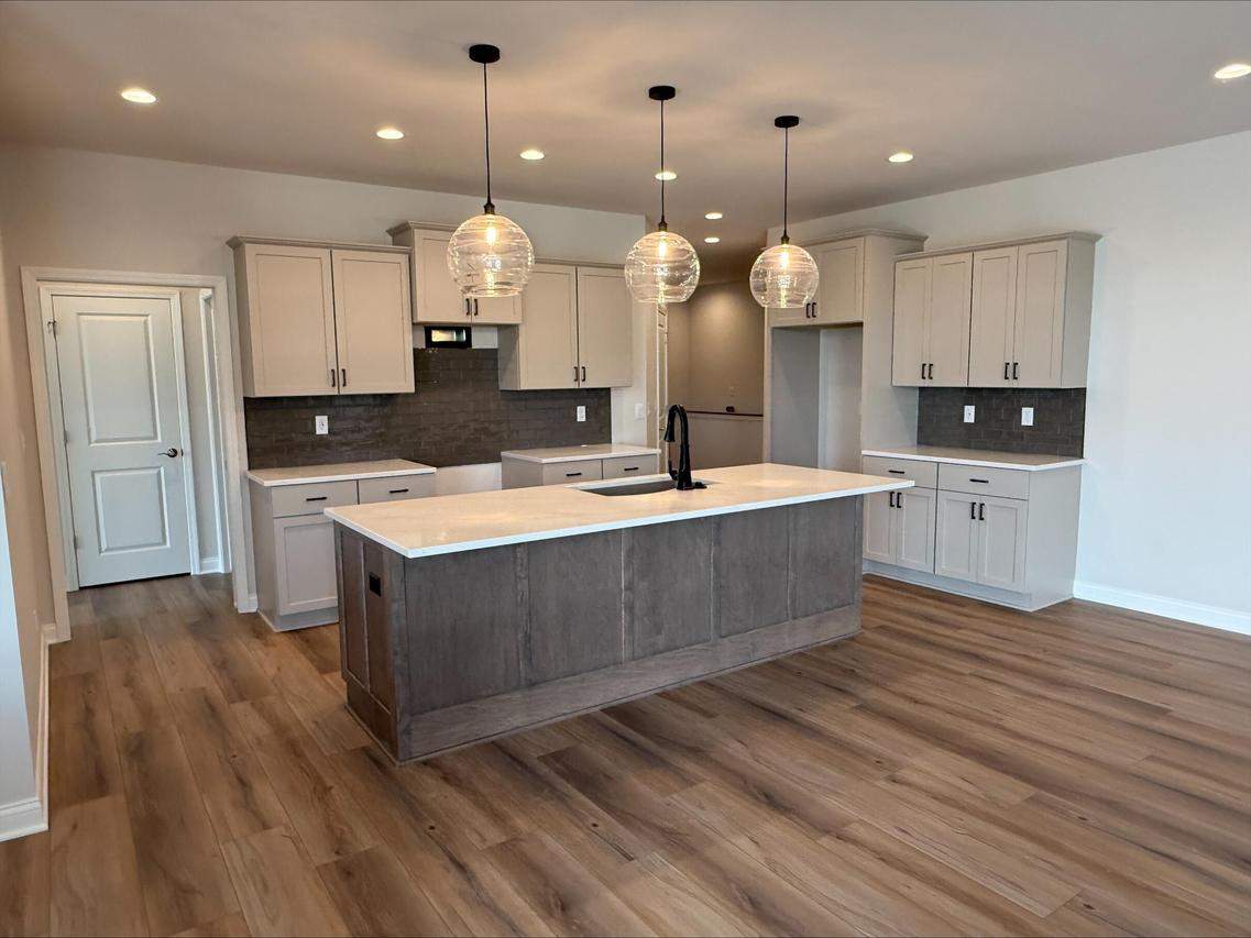 880 S Verona Cir #27, Grafton, WI 53024