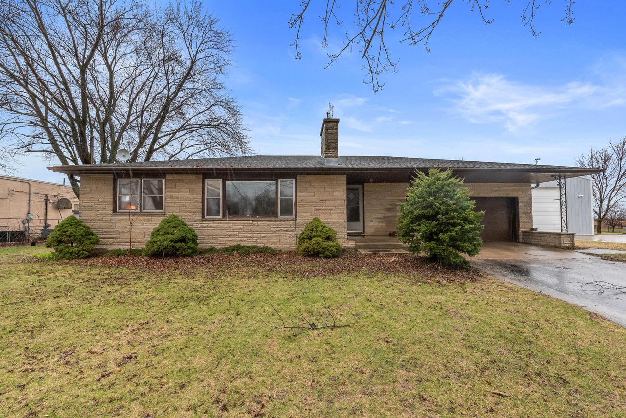 2018 N Raynor Ave, Dover, WI 53182
