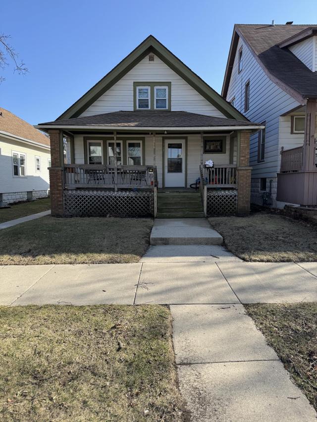 3707 E Van Norman Ave, Cudahy, WI 53110