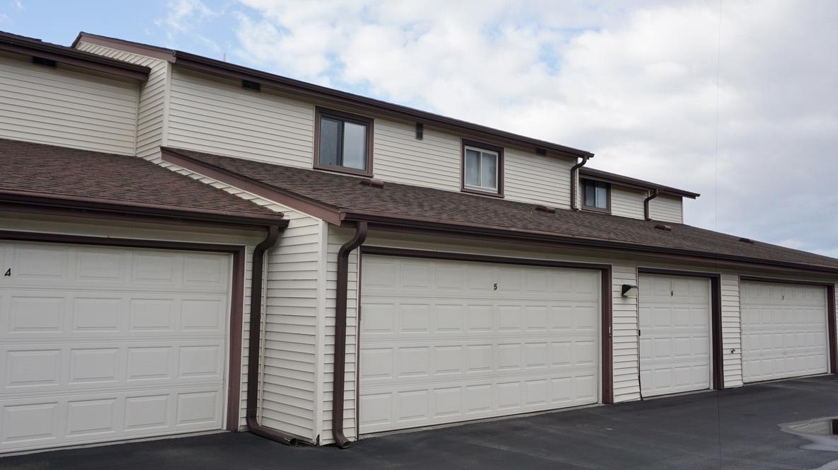 7200 Mariner Dr #5, Mount Pleasant, WI 53406